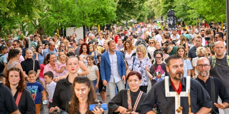 Festival “TrotoArt” ponovo donio magiju, šarenilo i sjajnu atmosferu na ulice Banjaluke