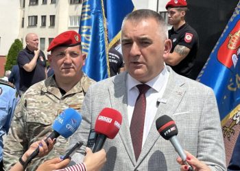 Minić: Policija mora da ima dobre plate i dobru opremu