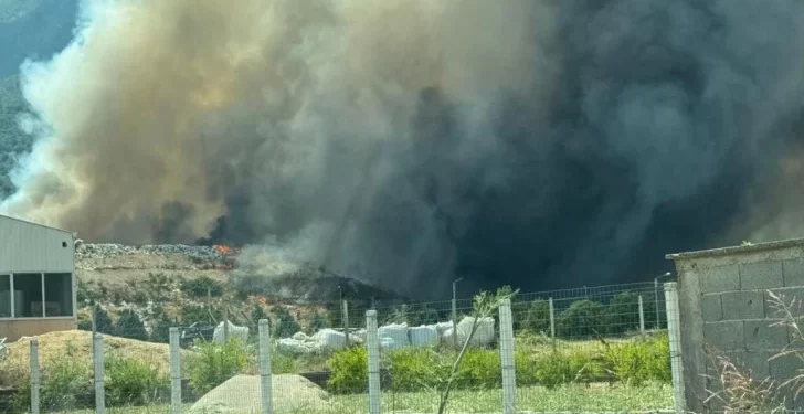 Ponovo aktiviran požar na deponiji Uborak