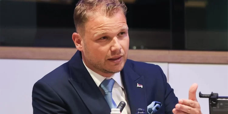 Draško Stanivuković postavio tri pitanja Željki Cvijanović