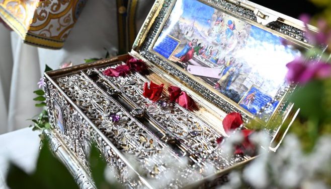 Od Spasovdana do juče 478.000 vjernika se poklonilo Bogorodičinom pojasu