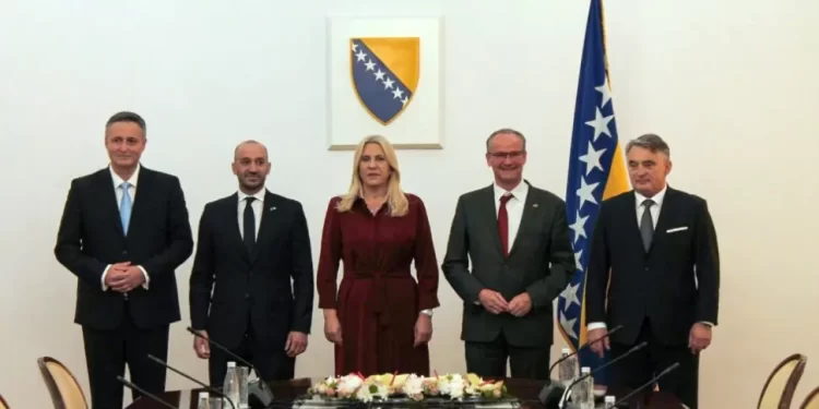 Cvijanović nakon sastanka: Vratiti BiH konstitutivnim narodima i Dejtonskom sporazumu