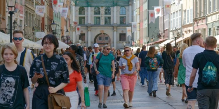 Nauka otkrila zašto nesvjesno skrećemo ulijevo