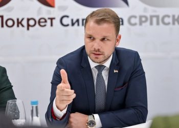 Stanivuković: Neprihvatljivo vraćanje stranaca u Komisiju za nacionalne spomenike