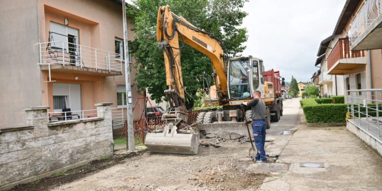 U toku radovi na rekonstrukciji i sanaciji ulica Dubička i Paje Jovanovića