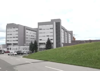 Oglasio se UKC RS o stanju dječaka koji su povrijeđeni u pucnjavi