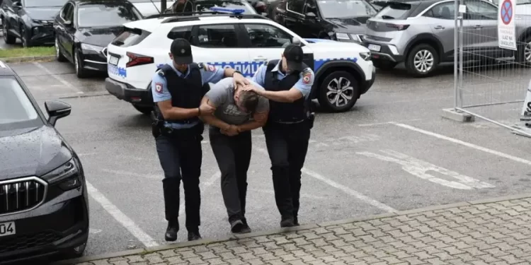 Za nepunih 40 minuta opljačkao četiri objekta: Banjalučanin predat OJT