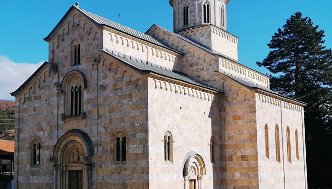 Visoki Dečani među najugroženijim kulturnim dobrom u Evropi