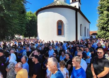 Komemorativni skup u Bratuncu protekao mirno i dostojanstveno