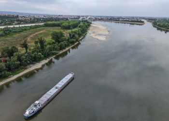 Kritična hidrološka situacija, istorijski nizak vodostaj Dunava