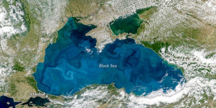 NASA snimila spektakl: Zašto Crno more mijenja boju i postaje sve tirkiznije?