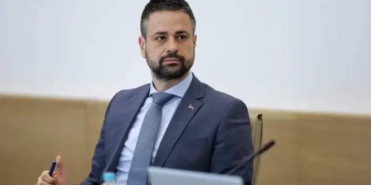 Amidžić: Kilometarske kolone na graničnim prelazima posljedica političkih blokada