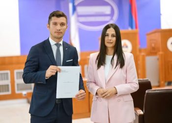 Kresojević: Ko može biti protiv produženja ugovora za trudnice do kraja porodiljskog odsustva?