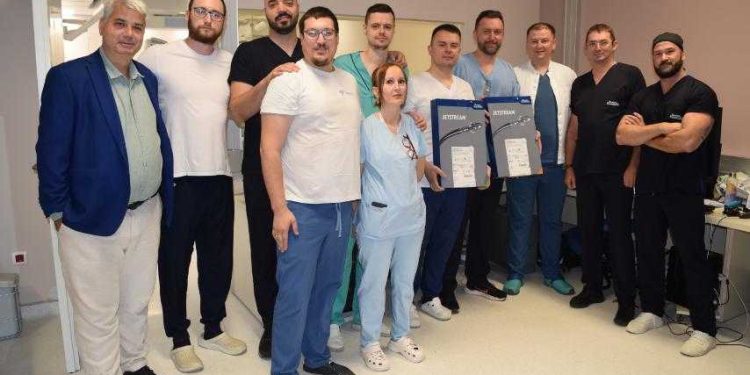UKC Srpske nastavlja sa uvođenjem najsavremenijih metoda liječenja: Prva periferna aterektomija u BiH