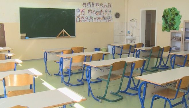 Sve spremno za početak školske godine; Upisano više prvačića u odnosu na lani