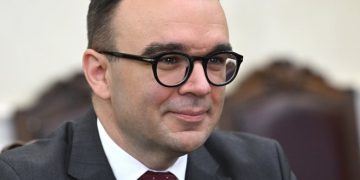 Vrnješ: Mladićeva smrt još jednom pokazala da je BiH duboko podijeljena država