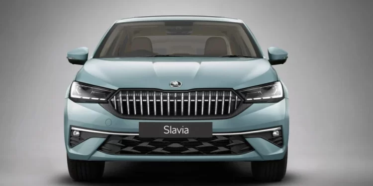 Škoda Slavia dobila veliko poboljšanje: Novi izgled, veći ekrani i automatik sa 8 brzina