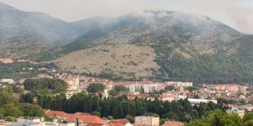 Situacija na požarištu u okolini Trebinja jutros stabilna