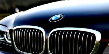 BMW upozorava vlasnike na kvar koji može da izazove neočekivano pomjeranje vozila