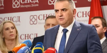 Minić: Učenicima osnovnih škola po 100 KM, učenicima srednjih i fakulteta po 150 KM