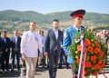 Kočičev zbor: Održana svečana litija, služen pomen i položeni vijenci na Spomenik palim borcima u Stričićima
