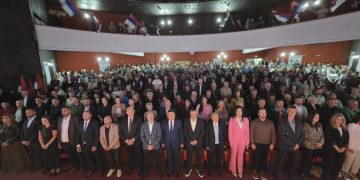Laktaši ovo još nisu vidjeli: Dosad najveća tribina US, nikad veća gužva u sali i vani