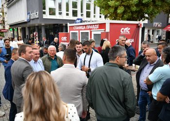 Goran Selak razgovarao sa Prijedorčanima u okviru “Stanice pravde”