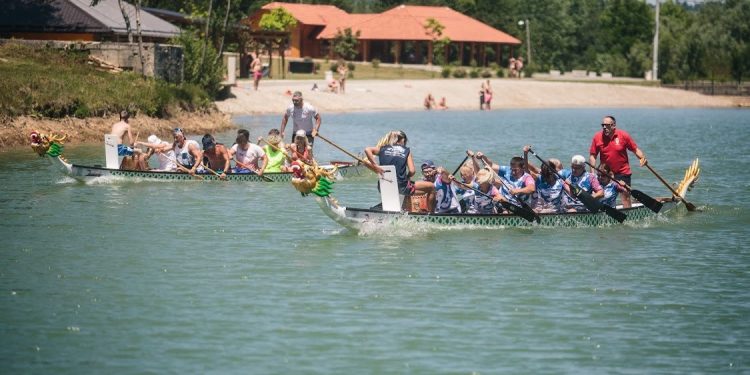 Trka u zmajevim čamcima: Za vikend “Dragon boat fest” na jezeru na Manjači