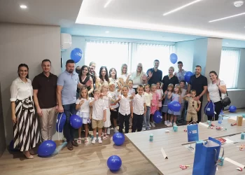 Nova banka uz svoje zaposlene i njihove porodice: Poseban dan za prvačiće