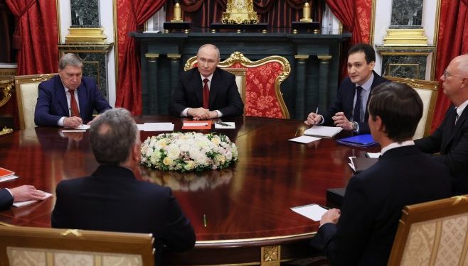 Tema sastanka Putina i izaslanika SAD bile mogućnosti završetka rata u Ukrajini
