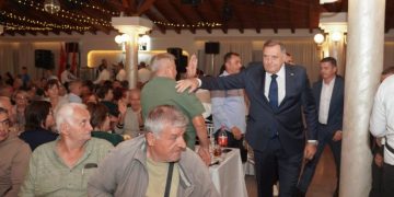 Dodik: Trn i večeras pokazao da je uz SNSD, uz Željku Cvijanović i Savu Minića