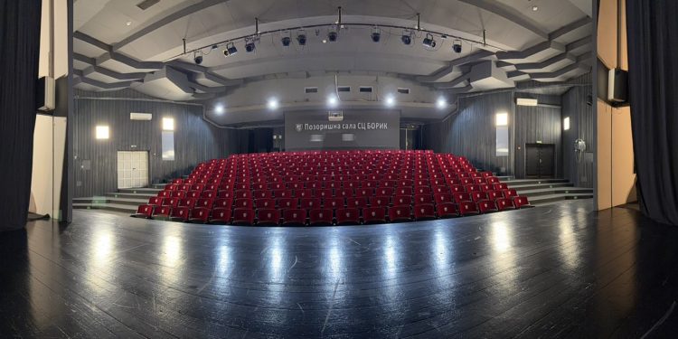 Pozorišna sala SD Obilićevo dobila novo ruho: 233 nova sjedišta, LED rasvjeta i uređena scena