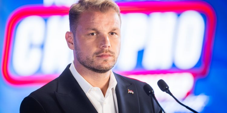 Stanivuković: Uvešćemo nacionalnu penziju za majke četvoro i više djece