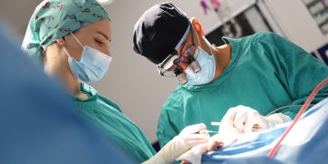 Prve operacije migrene izvedene u UKC Republike Srpske