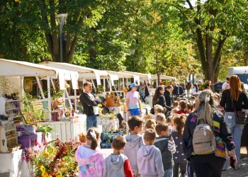 Jesenja čarolija u Parku “Mladen Stojanović”: Jesenji festival donosi bogatu ponudu domaćih proizvoda i program za najmlađe
