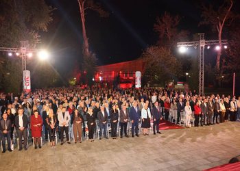 Spektakl u Staroj Adi: Pobjednička atmosfera na završnoj konvenciji SPS