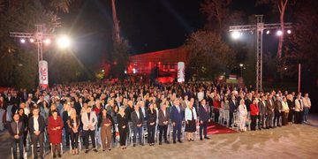 Spektakl u Staroj Adi: Pobjednička atmosfera na završnoj konvenciji SPS