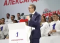 Vučić se lično zahvalio samo Stevandiću, Dodiku i Ficu: Građani u Novom Sadu skandirali “Republika Srpska”