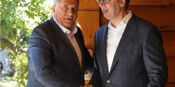Vučić čestitao Dodiku na ubjedljivoj izbornoj pobjedi SNSD-a