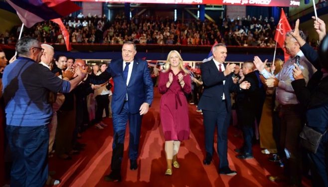 Završna predizborna tribina SNSD-a: Јedini cilj jaka i stabilna Republika Srpska 