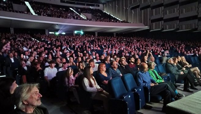 FEST otvoren premijerom fima “Zlatni rez-Djeca Kozare”
