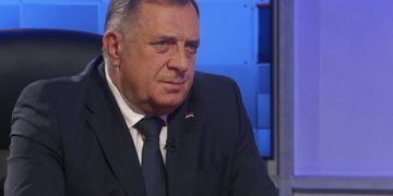 Dodik: Planiramo proglasiti novi Ustav Srpske na Dan Republike