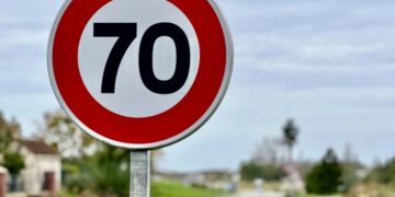Njemačka: Postavio lažni znak i povećao ograničenje na 70 km/h, radar snimio 400 vozača u prekršaju