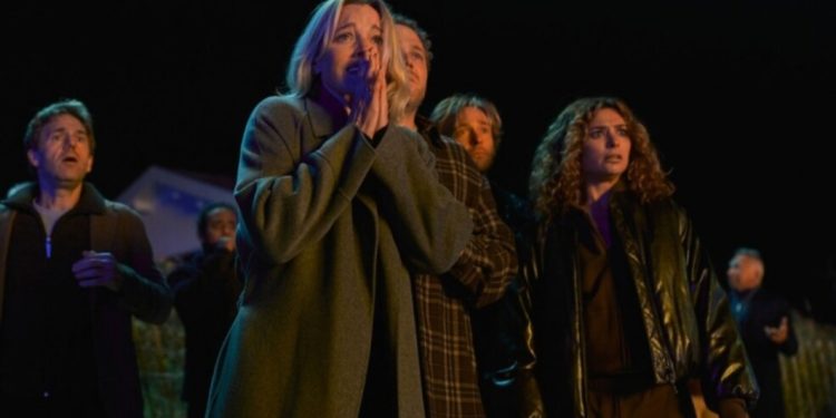 Nova Netflixova serija osvaja gledaoce: Tajne, prevare i izdaje kriju se iza savršenog života
