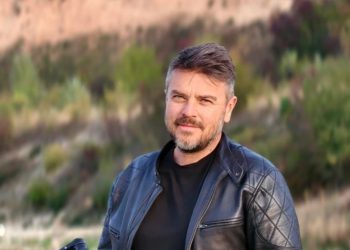 Boris Režak objavio novu pjesmu “Priznajem” (VIDEO)