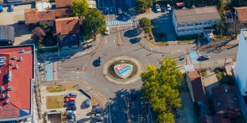 Više od 100 projekata realizovano za godinu dana, najviše ulaganja u saobraćajnu infrastrukturu