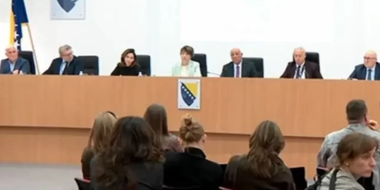 Prvi preliminarni rezultati CIK-a