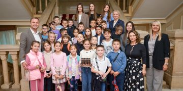 Ključevi grada kod učenika OŠ “Branko Ćopić”: Mala gradonačelnica Banjaluke je Nastja Jovanić