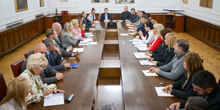 Kolegijum načelnika i šefova odsjeka: Veće studentske stipendije, u toku priprema materijala za Skupštinu Grada
