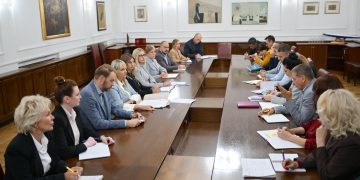 U toku pripreme za zimsku službu, nova dječija igrališta i dodjelu stipendija